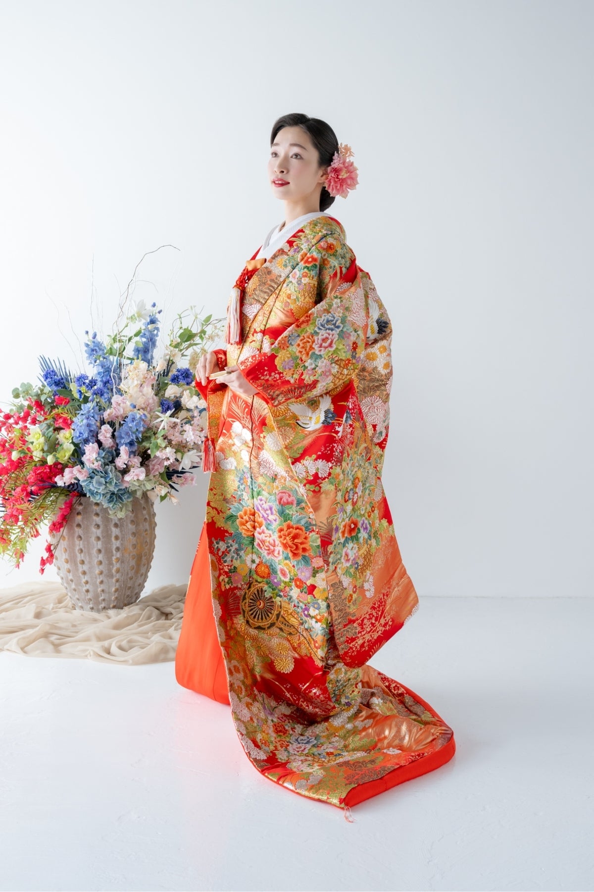 色打掛レンタル フルセット 赤地金彩草花刺繍文 032